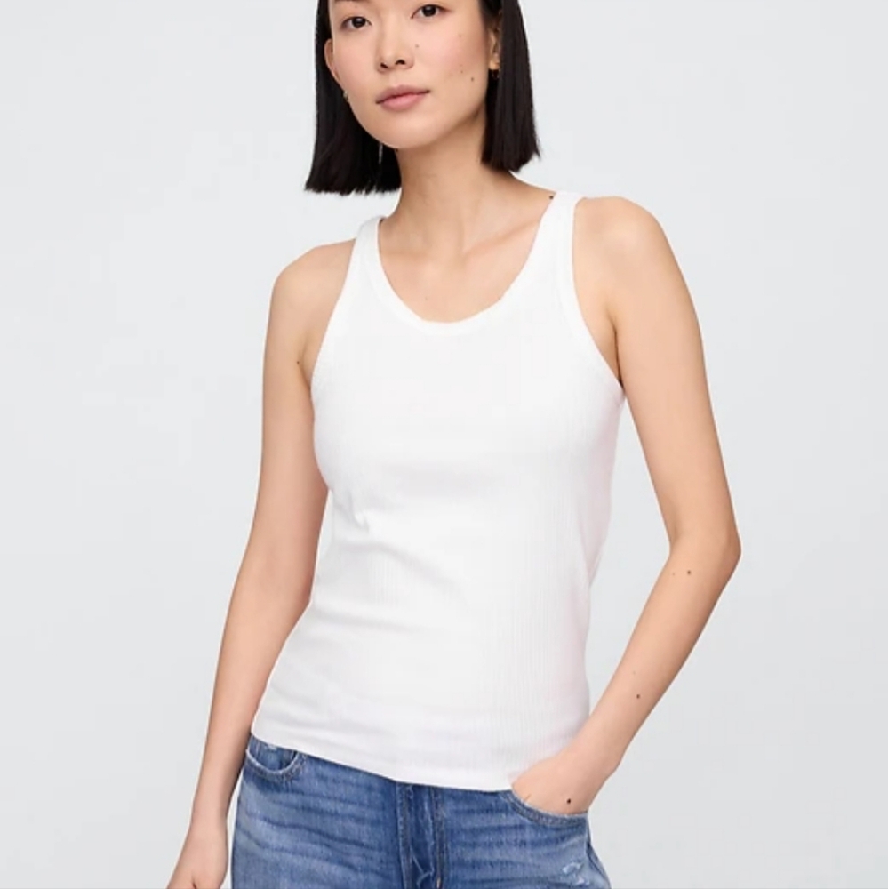 Gap Factory Ribbed Scoopneck Tank Top